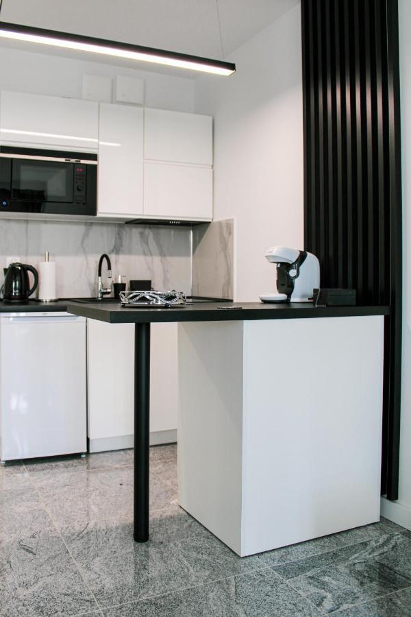 Apartament White-Niska Z Garazem Podziemnym Kielce Exterior foto